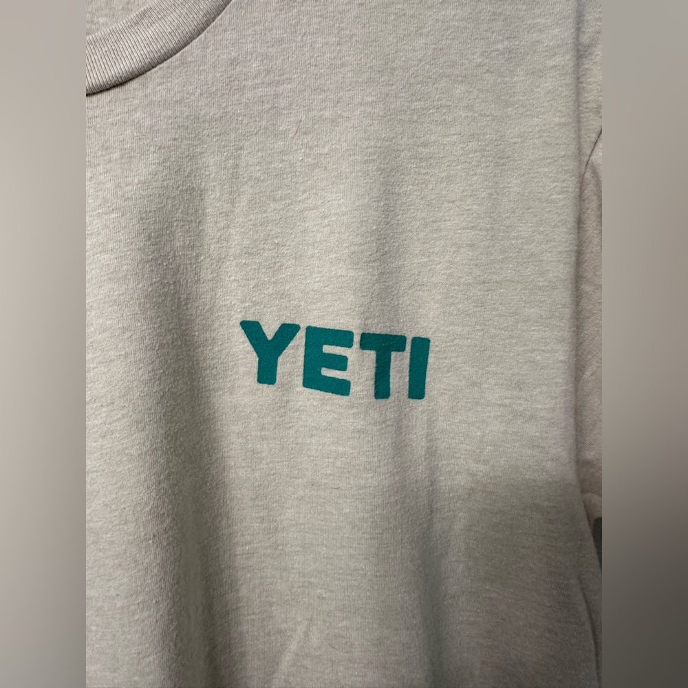 YETI Men’s T shirt, size S - Picture 2 of 4